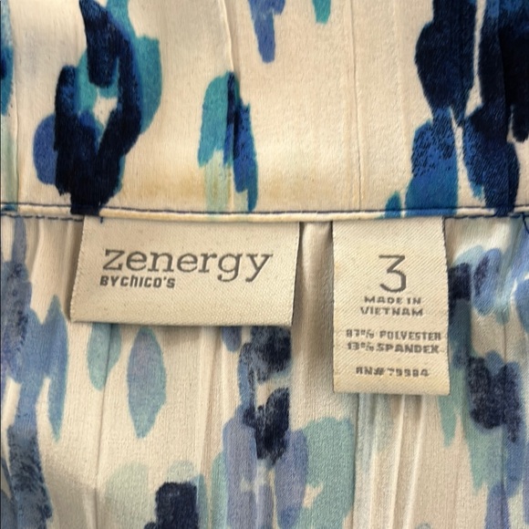 Chico's Zenergy Blue and White Abstract Jacket Sz 3 - bundle - Picture 5 of 5